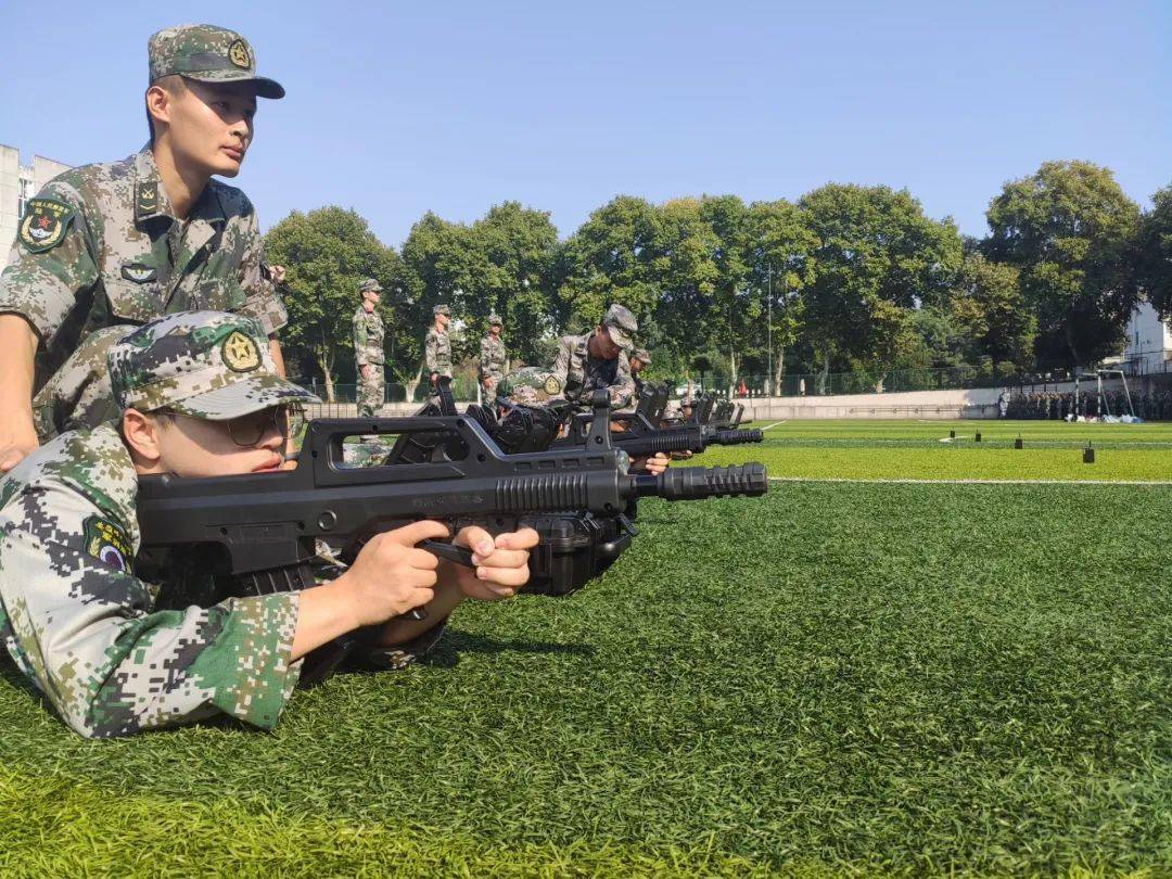 绝地求生辅助技巧_求生绝地辅助技巧教学_绝地求生辅助教程